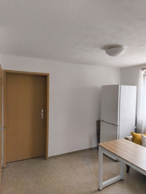 Wohnberechtigungsschein erforderlich! 2-Zimmer Dachgeschosswohnung in Albstadt-Ebingen - Photo 2
