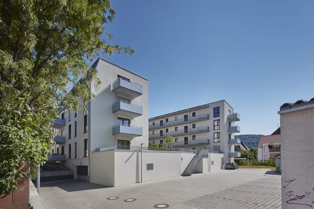 Zufahrt TG und Außenstellplätze