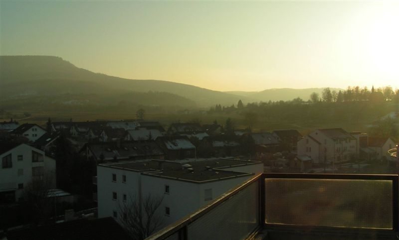 Dachterrasse mit herrlichem Ausblick in einer 2-Zimmerwohnung in Mössingen - Photo 1