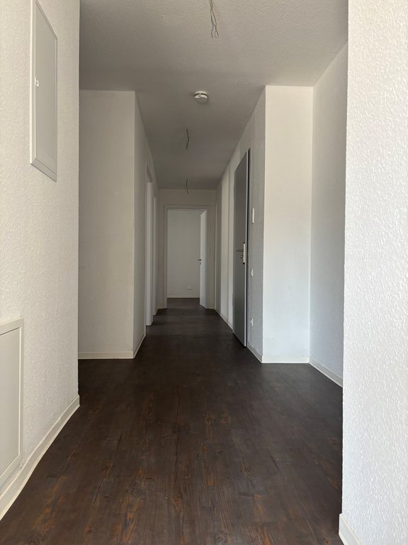 Großzügige 4-Zimmer-Wohnung mit Balkon und zwei Bädern