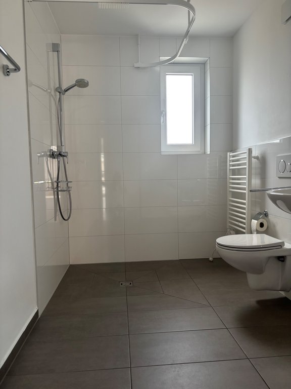 3-Zimmer-Wohnung mit offener Küche und Balkon - Photo 2