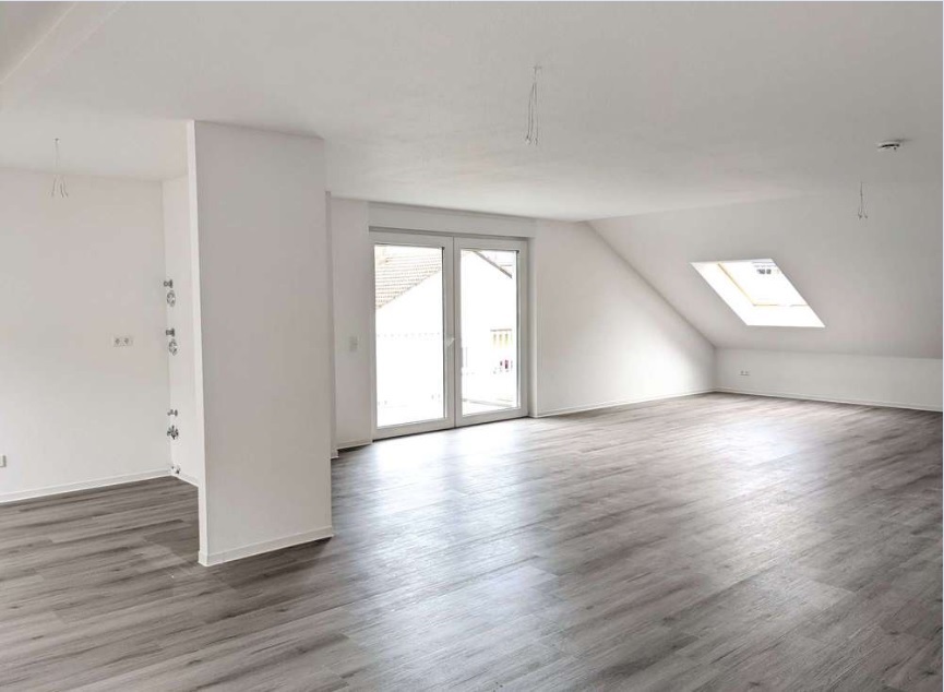 Helle und großzügige 4-Zi. Wohnung in Rastatt