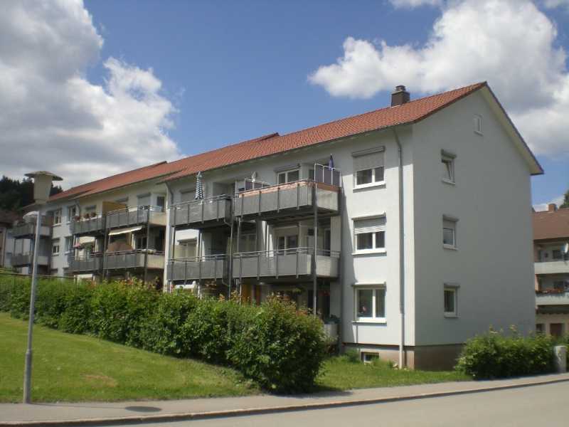 Freundlich, gepflegt und gut geschnitten: 3-Zimmerwohnung mit Balkon im Erdgeschoss in Tuttlingen