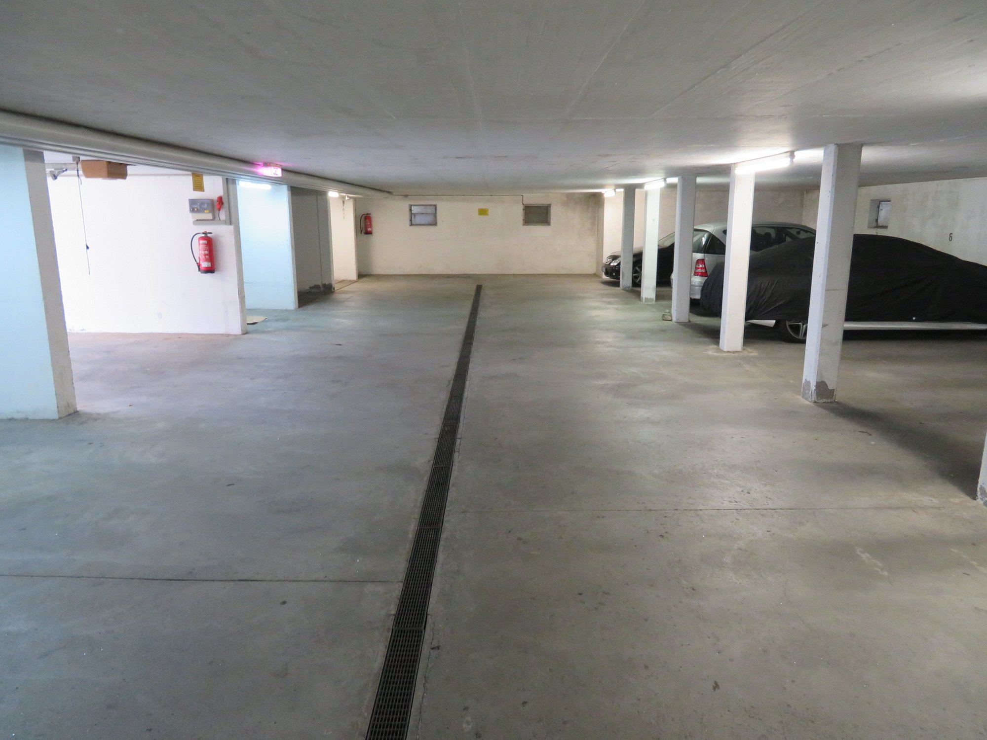 Tiefgaragenstellplatz in Mengen zu mieten