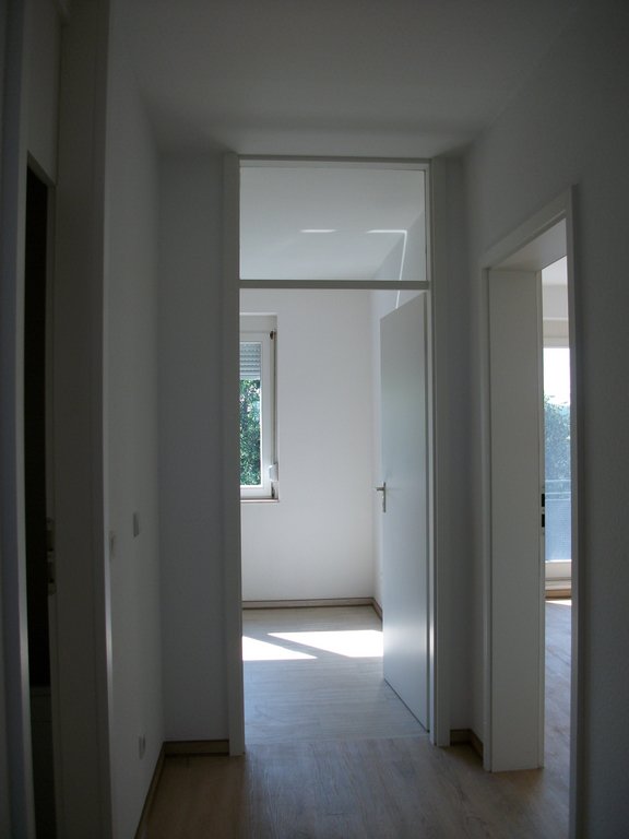 Lichtdurchflutete 2-Zimmer-Wohnung mit Balkon und Abstellraum - Foto 5