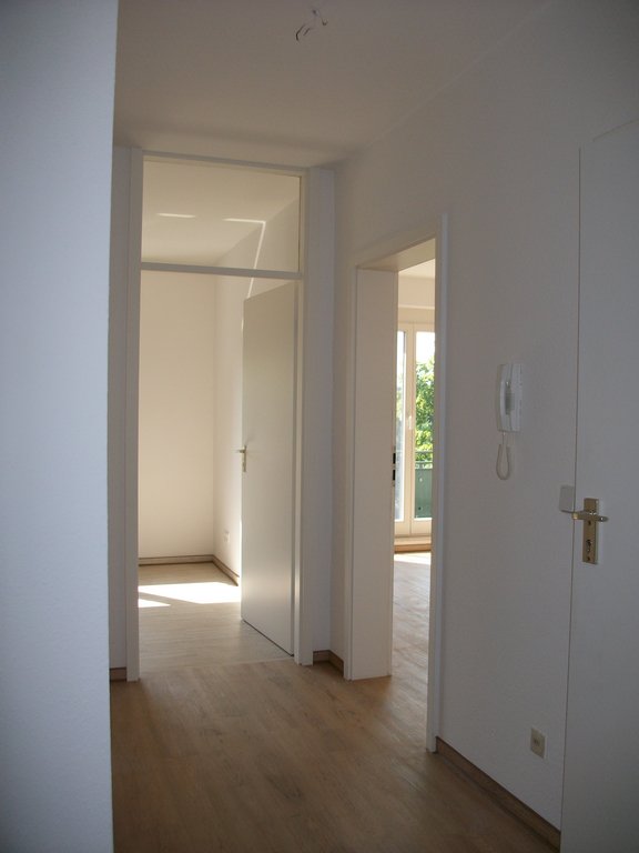 Lichtdurchflutete 2-Zimmer-Wohnung mit Balkon und Abstellraum - Foto 4