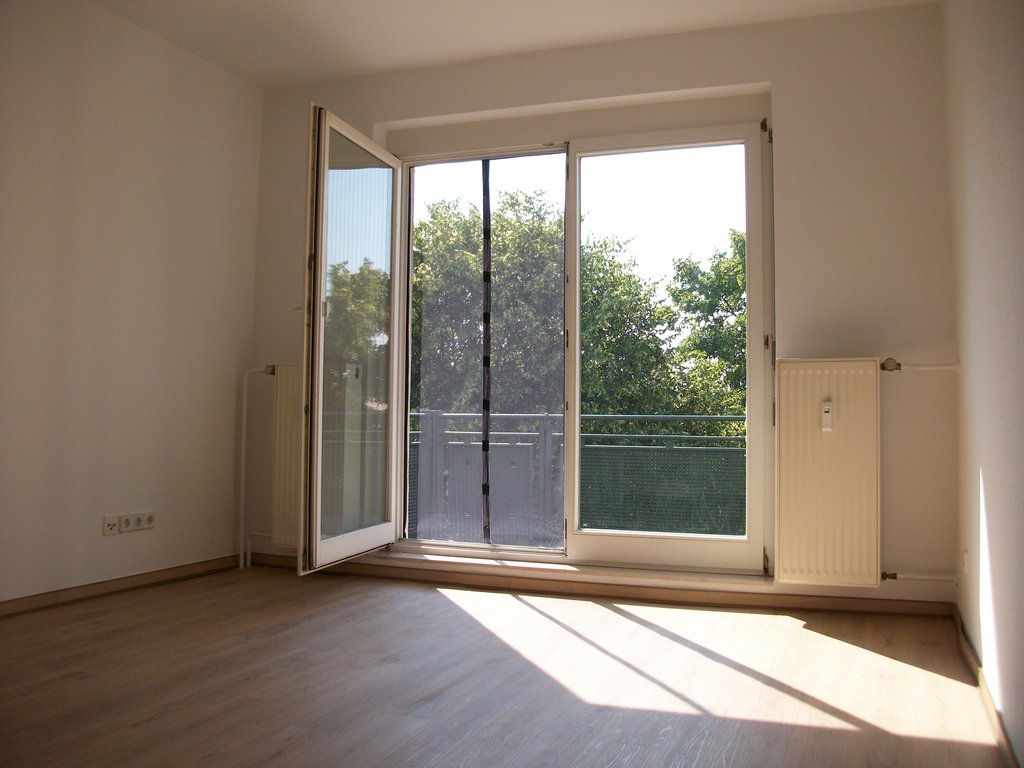 Lichtdurchflutete 2-Zimmer-Wohnung mit Balkon und Abstellraum